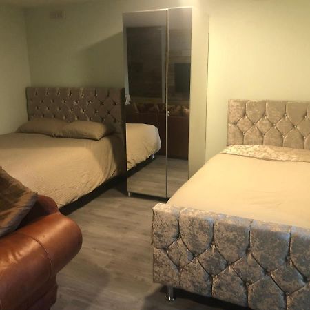 Treetops Flat4 Hall Green B28 伯明翰 外观 照片