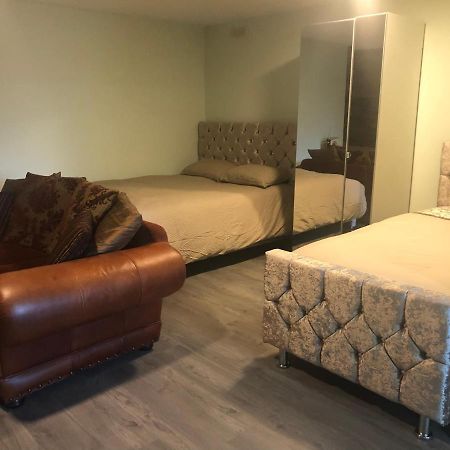 Treetops Flat4 Hall Green B28 伯明翰 外观 照片