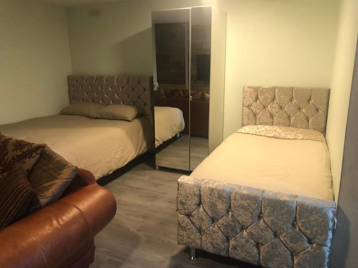 Treetops Flat4 Hall Green B28 伯明翰 外观 照片