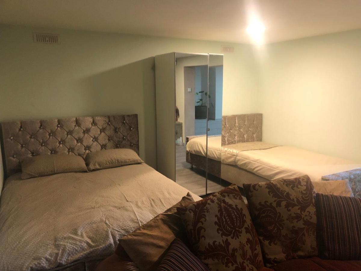 Treetops Flat4 Hall Green B28 伯明翰 外观 照片