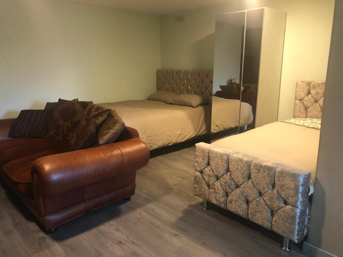 Treetops Flat4 Hall Green B28 伯明翰 外观 照片